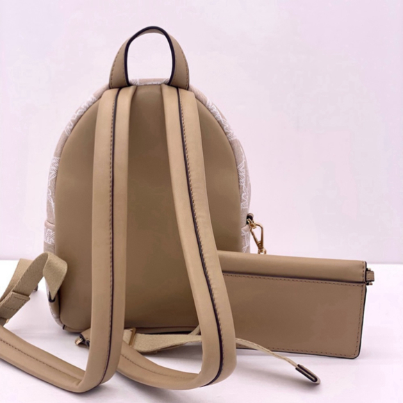 Michael Kors Maisie Extra-Small Logo 2-in-1 Backpack Camel Color - Picture 6 of 13